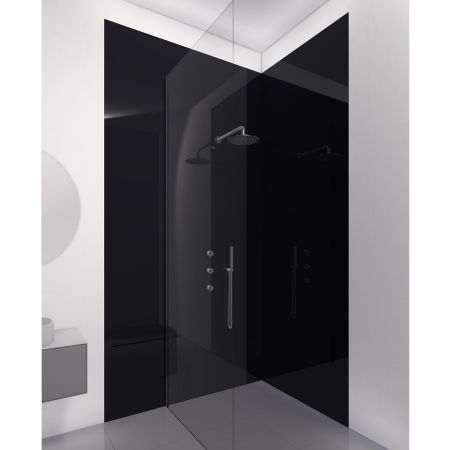 Badkamer wandpaneel zwart, RAL 9005, dikte 4 mm. Toegepast in badkamer
